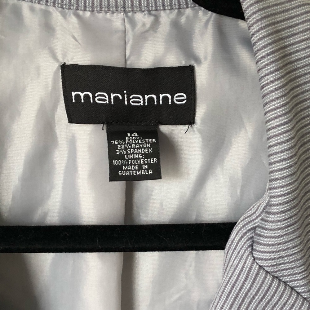 Mariana Jacket - Picture 2 of 2
